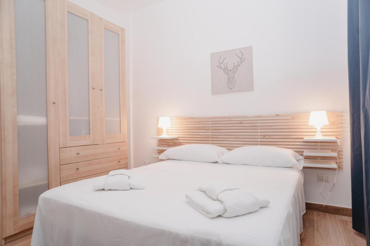 Brombeis Fantastica By Casa Napoletana - Town Center Apartment Napoli Ngoại thất bức ảnh